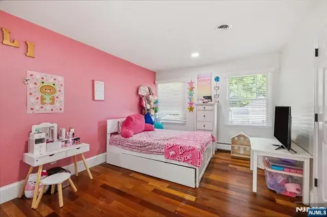 207 Herbert Avenue Closter NJ 07624