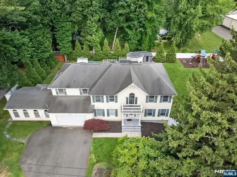 207 Herbert Avenue Closter NJ 07624