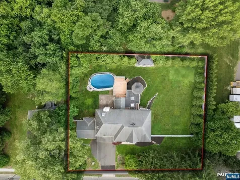 207 Herbert Avenue Closter NJ 07624