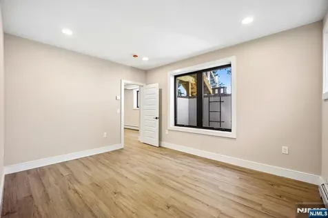 33 Lincoln Avenue River Edge NJ 07661