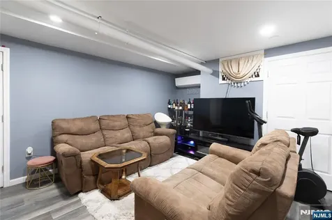 350 New Street Newark NJ 07103