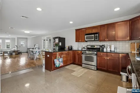 469A 1st Street Palisades Park NJ 07650