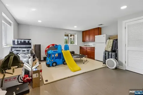 469A 1st Street Palisades Park NJ 07650