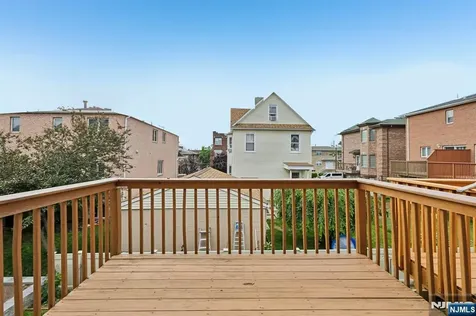 469A 1st Street Palisades Park NJ 07650