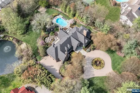 14 Eckert Farm Road Saddle River NJ 07458