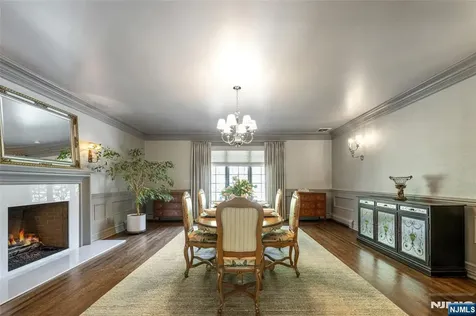 14 Eckert Farm Road Saddle River NJ 07458