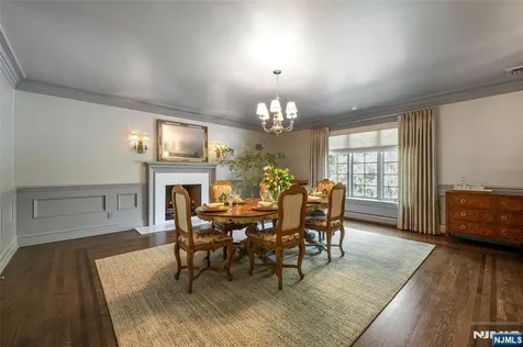 14 Eckert Farm Road Saddle River NJ 07458
