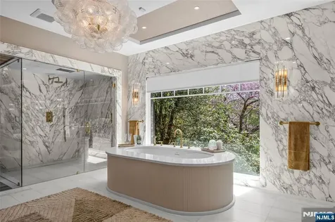 14 Eckert Farm Road Saddle River NJ 07458