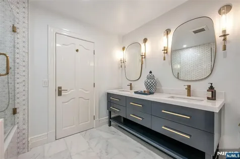 14 Eckert Farm Road Saddle River NJ 07458