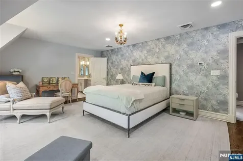 14 Eckert Farm Road Saddle River NJ 07458