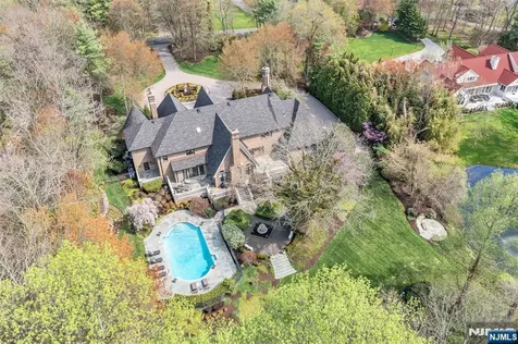 14 Eckert Farm Road Saddle River NJ 07458