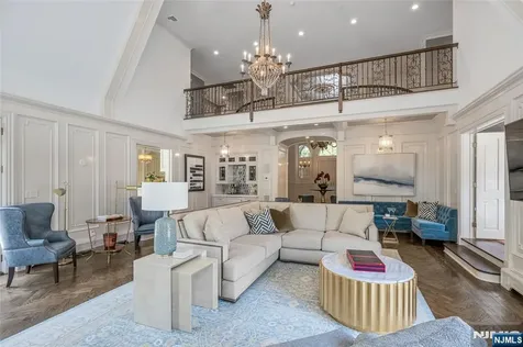 14 Eckert Farm Road Saddle River NJ 07458