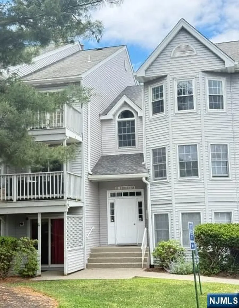 15 Boulder Run Road Paterson NJ 07501