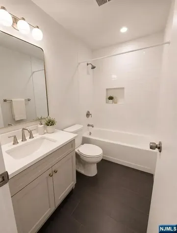 181 Long Hill Road Little Falls NJ 07424