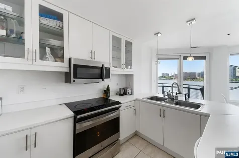 600 Harbor Boulevard Weehawken NJ 07086
