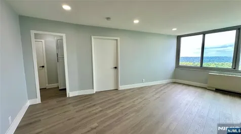 1 Claridge Drive Verona NJ 07044