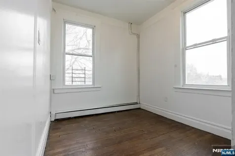 410 Chadwick Avenue Newark NJ 07112