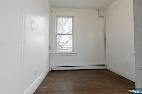 410 Chadwick Avenue Newark NJ 07112