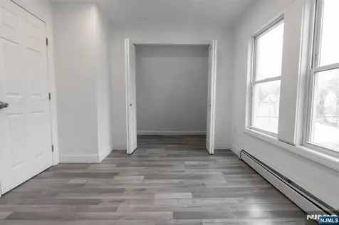410 Chadwick Avenue Newark NJ 07112