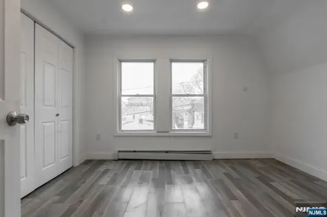 410 Chadwick Avenue Newark NJ 07112