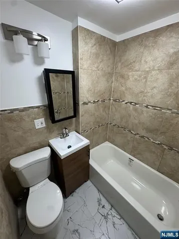 132 Goodwin Avenue Newark NJ 07112