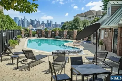 14 Lydia Drive Guttenberg NJ 07093