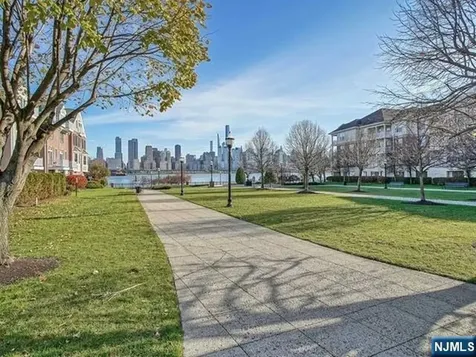 14 Lydia Drive Guttenberg NJ 07093
