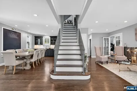 577 Grenville Avenue Teaneck NJ 07666