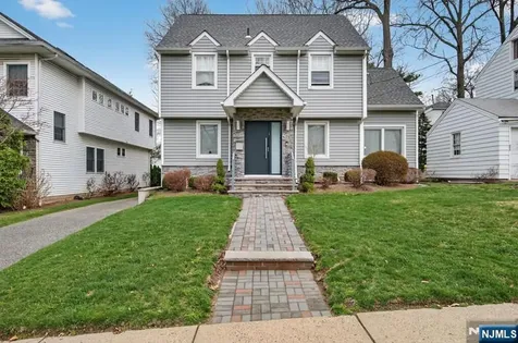 577 Grenville Avenue Teaneck NJ 07666