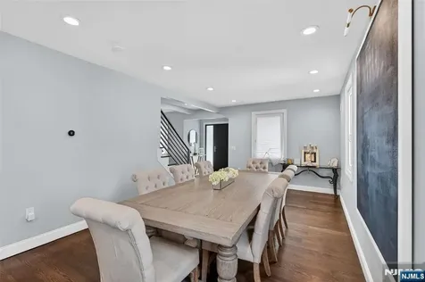 577 Grenville Avenue Teaneck NJ 07666