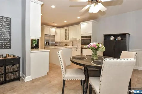 804 Fieldstone Terrace Wyckoff NJ 07481