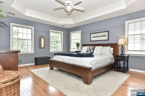 804 Fieldstone Terrace Wyckoff NJ 07481