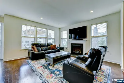 14 Lupine Lane Allamuchy NJ 07840
