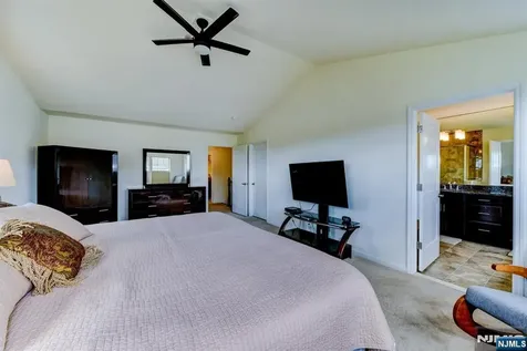 14 Lupine Lane Allamuchy NJ 07840