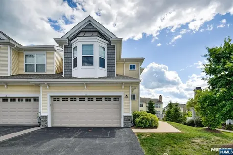 14 Lupine Lane Allamuchy NJ 07840