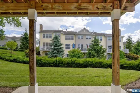14 Lupine Lane Allamuchy NJ 07840