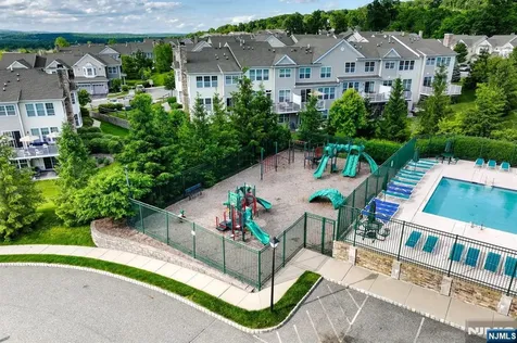 14 Lupine Lane Allamuchy NJ 07840