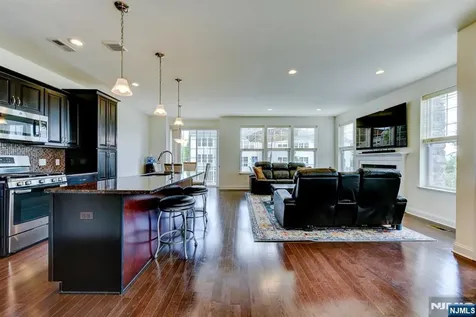 14 Lupine Lane Allamuchy NJ 07840