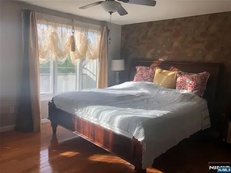 82 Meadowview Court Leonia NJ 07605