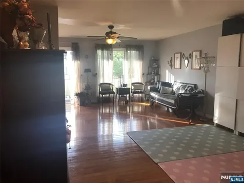 82 Meadowview Court Leonia NJ 07605