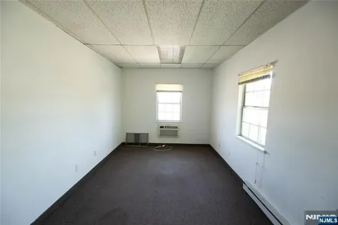 11 W Passaic Street Rochelle Park NJ 07662