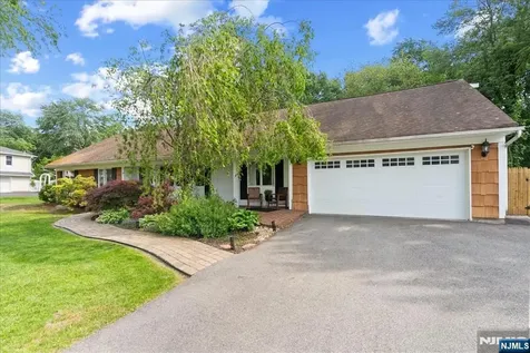 21 Carteret Street West Milford NJ 07480