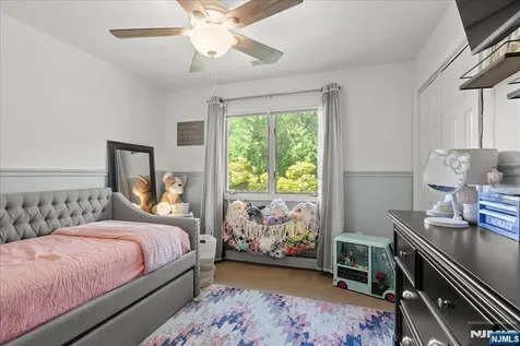21 Carteret Street West Milford NJ 07480