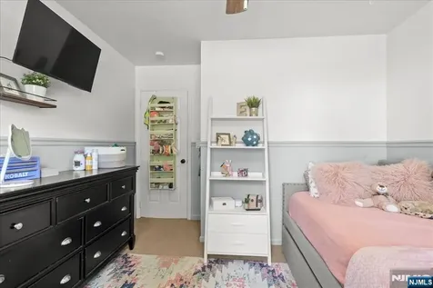21 Carteret Street West Milford NJ 07480