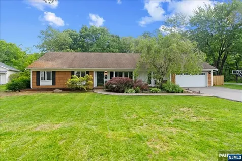 21 Carteret Street West Milford NJ 07480