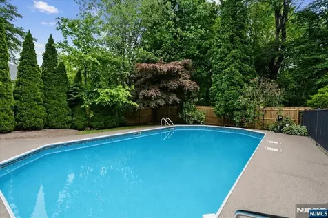 21 Carteret Street West Milford NJ 07480