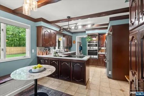 21 Carteret Street West Milford NJ 07480