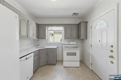 219 Magie Avenue Roselle Park NJ 07204