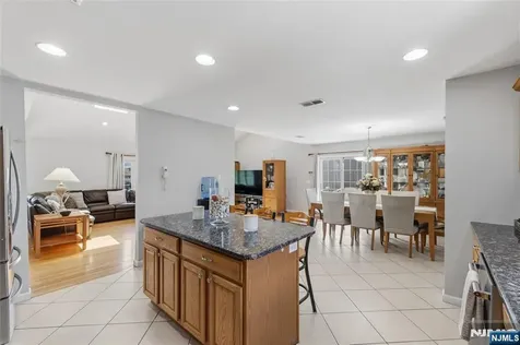 88 Avenue A Lodi NJ 07644