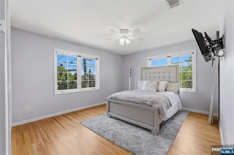 88 Avenue A Lodi NJ 07644